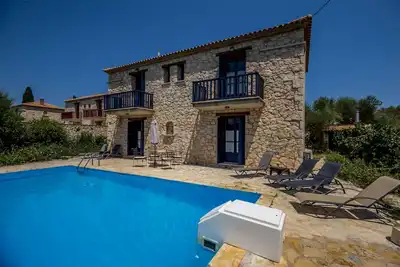 Image de Villa Afroditi Aresti avec piscine privée