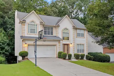 Image de Elegant 5br Gym+Pool Table Alpharetta