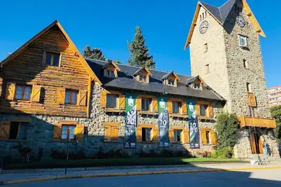 Image de 2 Spacious Rooms for Scenic Escapes w/ Heated Pool & Breakfast in Bariloche