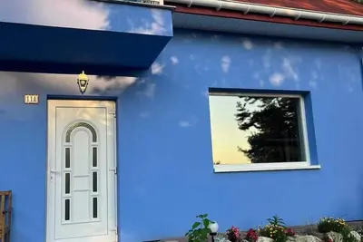 Image de Błękity domek koło Krakowa - transfer z lotniska i dworca, jazda konna!