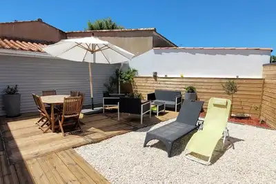 Image de Maison de Vacances 'Maison La Guitoune Fautaise' avec Terrasse, climatisation