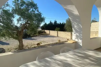 Image de Detached 3-bedroom villa with garden