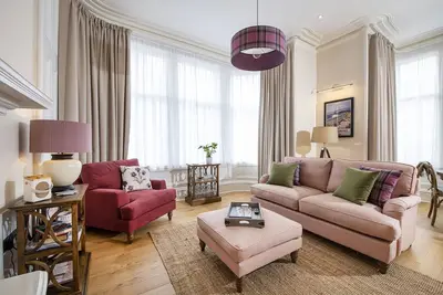 Image de Scottish Thistle - 1 bedroom with optional sofa bed