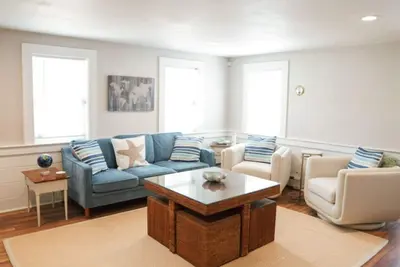 Eazy Breezy Beach Home