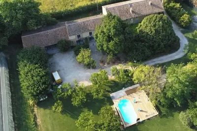 Image de 84b7 - Logement dans Mas de charme du XVIIIème siècle