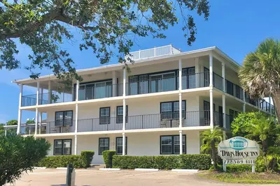 Image de Unique Top-Floor Penthouse - 3br/3ba - Panoramic Views - Boutique Hotel Setting