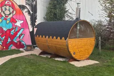 Image de villa au calme, jacuzzi avec sauna, salle de jeux