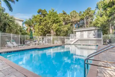 Image de North Beach Village #62 by Duncan Real Estate