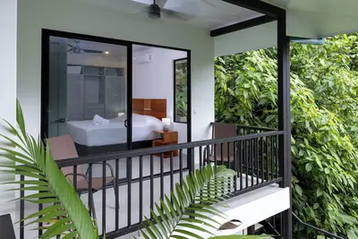 Image de Nuevo Bungalow con Vista al Rio / Naturaleza / Confort