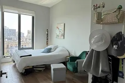 Image de 2-bedroom apartment in brilliant Brooklyn with Ac, fitness room