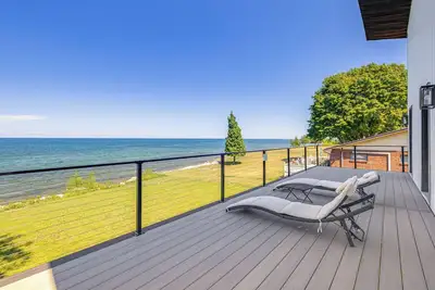 Image de Lake Ontario Hideaway - Nature & Stillness Await!