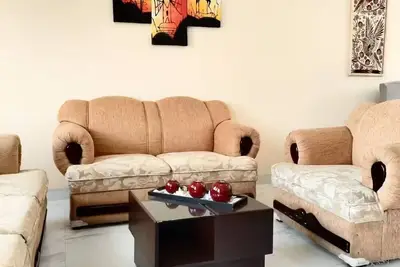 Image de Spacious and private apartment