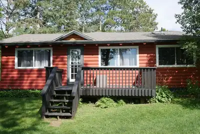 Image de Enjoy this Wonderful cabin on Spec Lake!