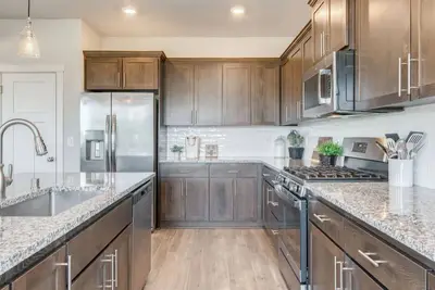 Image de Greenbelt Camas Retreat with Pool, Spa & Office