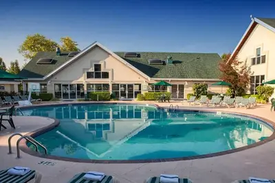 Image de Scenic 2br Near Branson Fun – Spacious, Clean & Ready for Families | 3 Units