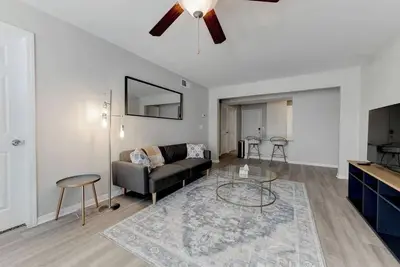 Image de Spacious apt w/pool, hot tub & pet-friendly
