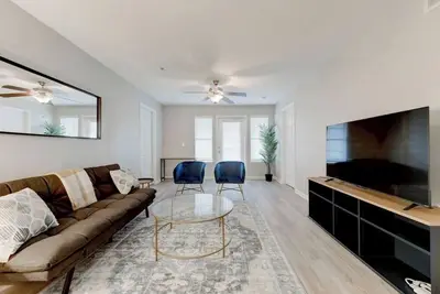 Image de Spacious apartment w/pool, patio & pet-friendly