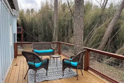 Image de Charming 2-bedroom house in nice Weaverville. Recently remodeled.