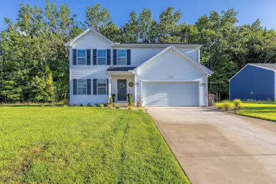 Image de Paw Paw Lake Escape | Pet Friendly | Near Paw Paw Lake