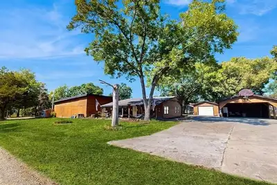 Image de Families, Fishermen & Hunters. Pleasant 3-bedroom house is ready for you!