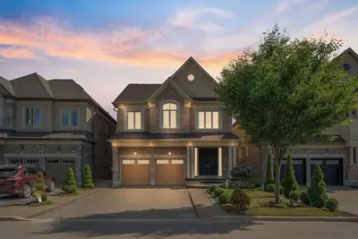 Image de Kleinburg, wonderland, near Pearson airport. Sleep 12 Wedding & family reunion.