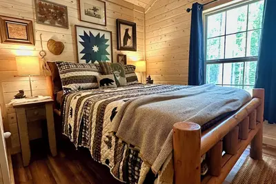 The Drake cabin in The Forest