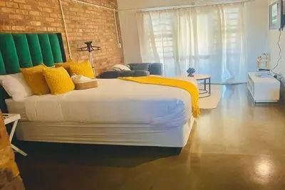 Image de Charming 1-bedroom apartment in Maboneng Johannesburg