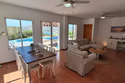 Image de Casa de los Leones – Holiday Villa with Stunning Mountain & Lake View