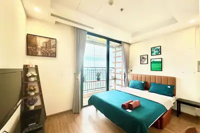 Image de Delux Studio At Vinhomes Green BayIn City Center, 30' To Airport