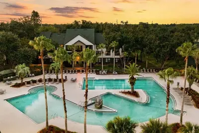 Image de Spacious 4br Retreat, with pool & gym Near Usf