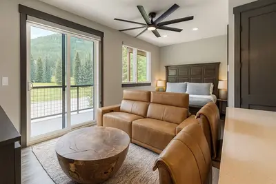 Image de New Chic Studio Across From Purgatory Ski Resort