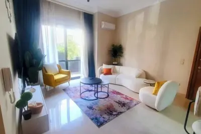 Image de Peaceful Patio “ 2br at Auc & Westin Hotel”