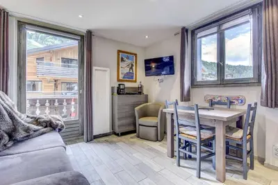 Image de À 100m des pistes de ski, 2ème étage, balcon, parking, télévision, casier à ski, 27m², Morzine
