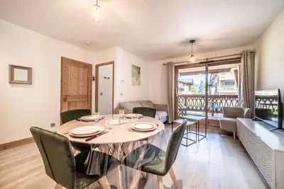 Image de À 140m des remontées, 1er étage, balcon, parking, télévision, 33m², Morzine