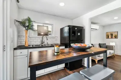 Image de Pleasant 2-bedroom cottage, Amazing back yard, Pet Friendly in St. Augustine