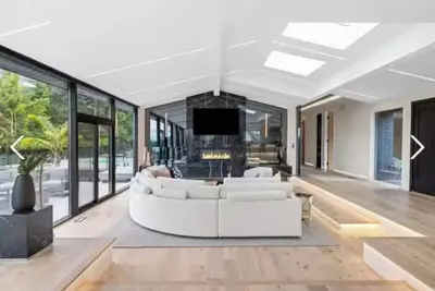 Image de Modern Luxury Private Oasis on the Escarpment in Burlington. Mins from the Lake!