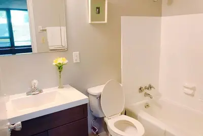 Image de Charming 1-bedroom apartment with Ac, fitness room in Midtown Greensboro