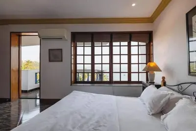 Sea View 5 Bedroom Luxe