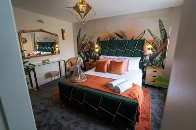 Image de Luxury 5br Home | Hot Tub | Ev-Friendly Stay