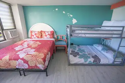 Image de Diamond/Canal/mountain View Cozy condo in amazing Honolulu with Ac, fitness room