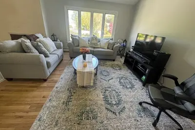 Image de Your Quiet Home Away from Home – 3br Oasis with Amenities
