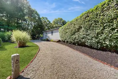 Image de  Cozy cottage with tranquil charm, natural beauty & great location