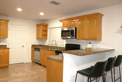 Image de Resting Oak-2bed/2bath full home with laundry and mini golf in Brandon