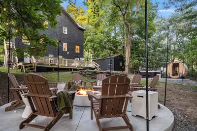 Image de Luxe Hudson Valley • Hot Tub • Sauna • Fire Pit