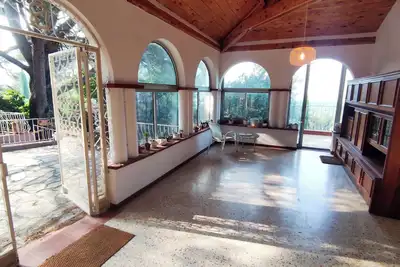 Image de Villa Jusqu'à 11 Couchages, espace boisé avec Vue Panoramique