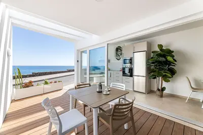 Image de Ocean Confort (Pb) by Escape Home