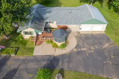 Image de Fir Street Retreat: Cozy Family Haven Steps from Main Street Webster, Wi