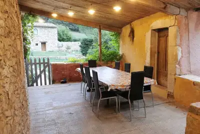Image de Bâtisse provençale avec piscine
