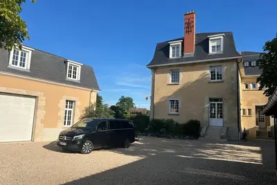 Image de Hôtel particulier en plein coeur du vignoble - 5 minutes de Reims