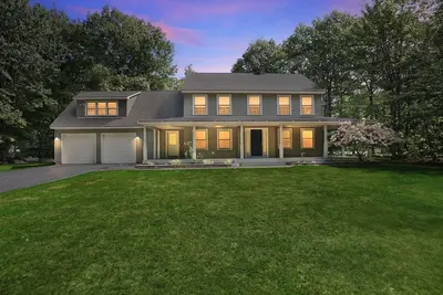 Image de New! Gray Woodland Escape | Golf, Pool & Cinema